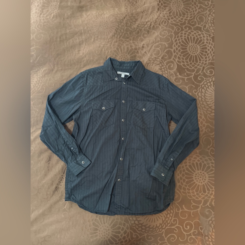 Men’s Old Navy Black Button-Up Shirt Size Large